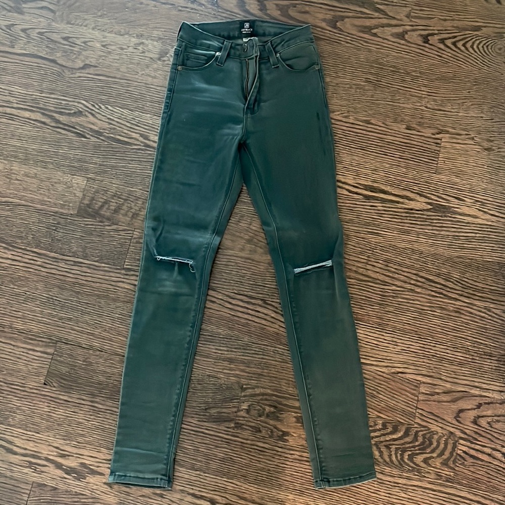 “Just Black” Green Junior Women’s Skinny Jeans